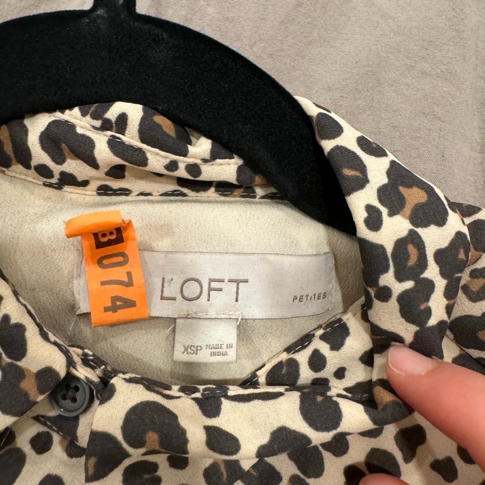 Ann Taylor LOFT Leopard Collard Long Sleeve Button Down Dress